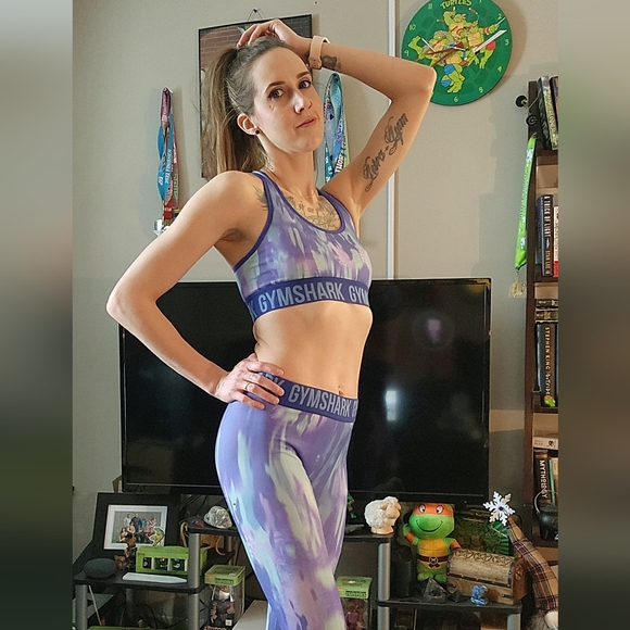 Meet your Posher, Kaine. - Picture 4 of 6